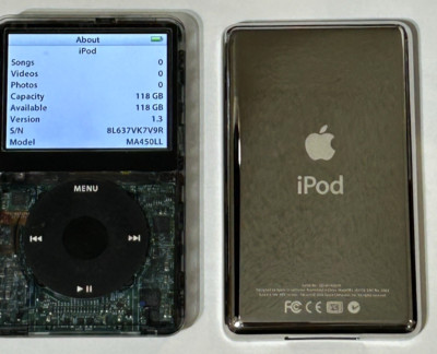 APPLE  iPOD  CLASSIC 5.5th Smoked 128GB SSD Wolfson DAC Atomic 2000 Mega Battery