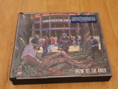 Grateful Dead Dozin am Knick