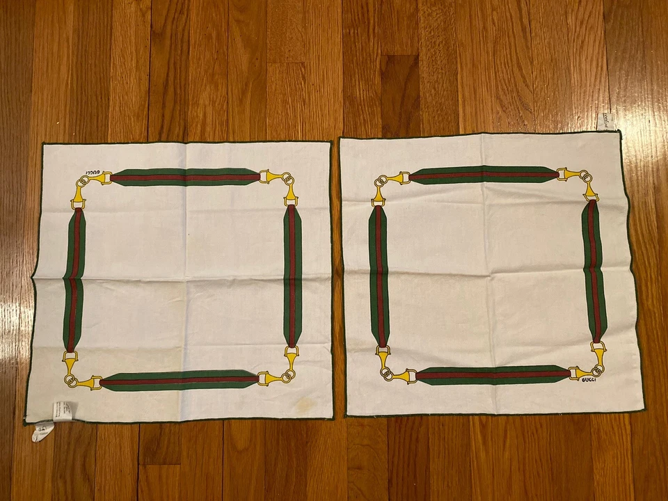 Juego de 2 servilletas vintage GUCCI patrón de mordida de caballo verde rojo dorado blanco 16x16 Italia - Imagen 2 de 4
