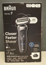 Braun Series 7 Electric Shaver with Smart Center New in Box