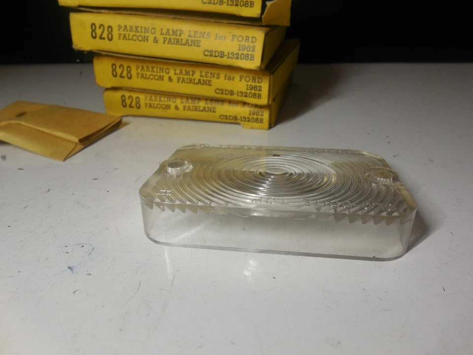 4) Lente de lâmpada de estacionamento 828 C2DB-13208B para 1962 Ford Falcon Fairlane - Imagem 2 de 4