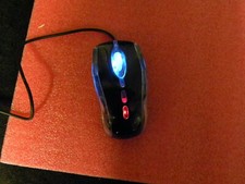 Blue Eye Mouse USB Illuminated Red Blue Colors Black Case MS-BLE-BK