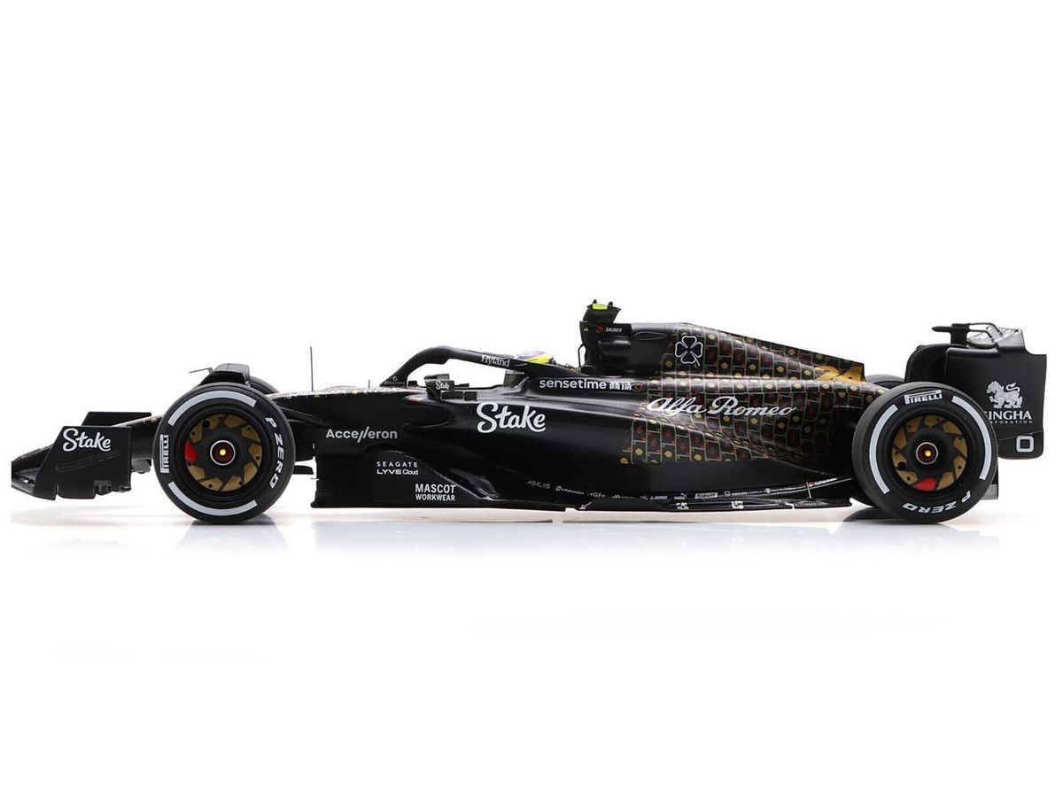 ALFA ROMEO C43 #24 ZHOU FORMULA ONE F1 LAS VEGAS GP (2023) 1