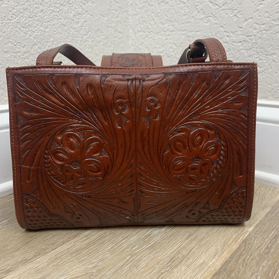 De Colección American West Bolso de Hombro Dr Cuero Marrón Tocado a Mano Cartera Hebilla Plateada Foto 3 de 4
