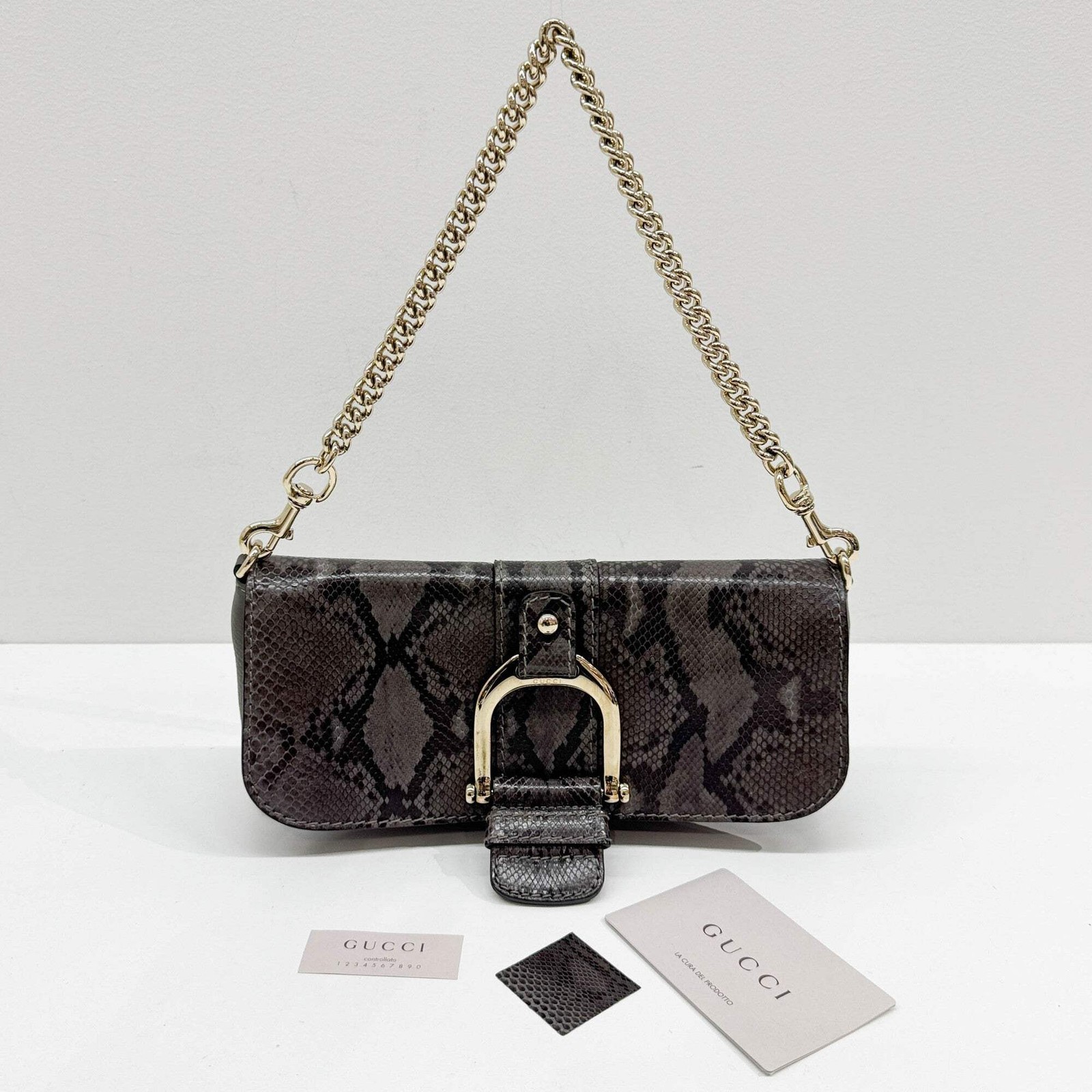 GUCCI Stirrup Gray Python Embossed Leather Should… - image 4