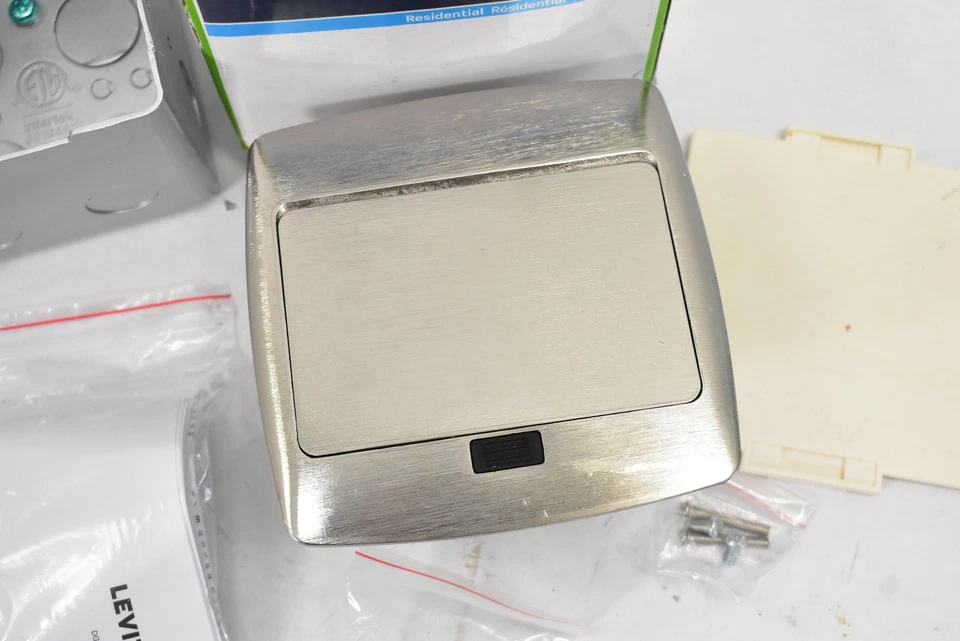 Caja de piso emergente Leviton PFGF1-BN TR GFCI 15A 125V níquel cepillado autoprueba Foto 2 de 4