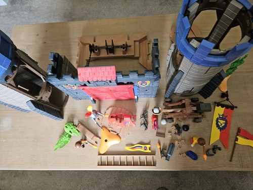 Playmobil Catapault Castle #5738 (incomplete)