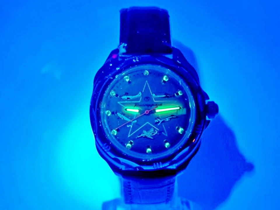 Reloj Pulsera Mecánico WOSTOK 2414 Vintage Vostok Post-URSS Reparado Foto 2 de 4