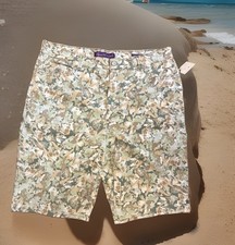 Gloria Vanderbilt Amanda Floral Bermuda Shorts Women  s Missy Size 16 Jean Style