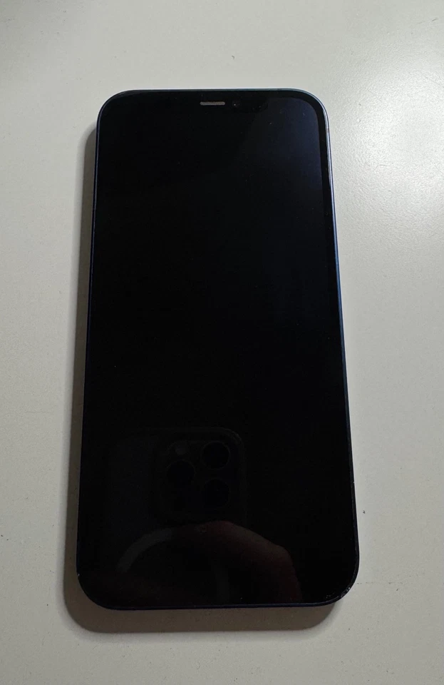 Apple iPhone 12 - 128GB - Blu. 90% Stato Batteria - Immagine 4 di 4