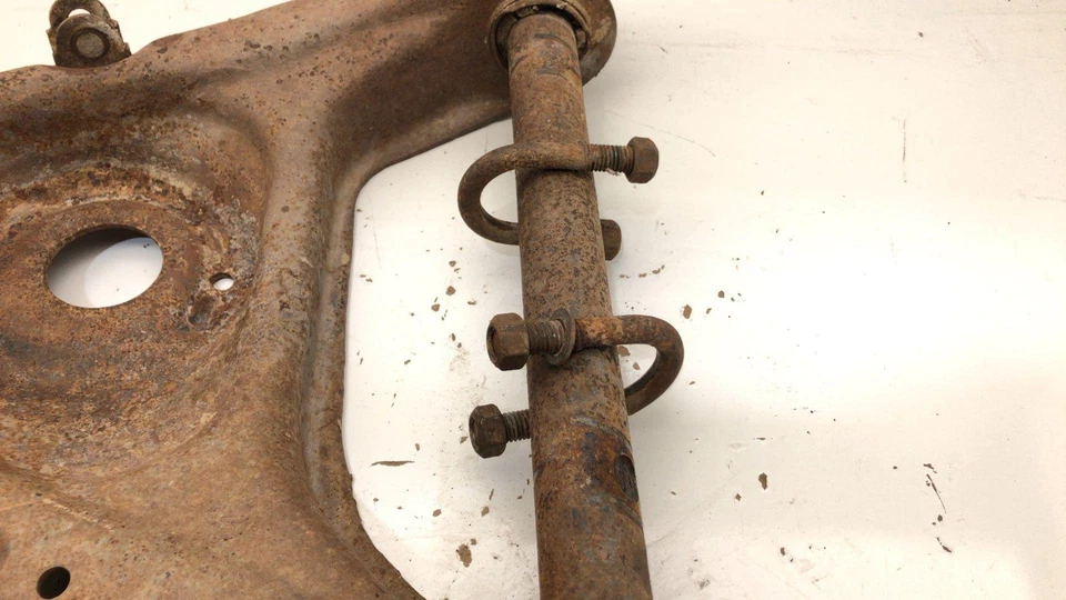 Brazo de control inferior delantero derecho pasajero Chevy C10 1973-1987 OEM brazo A 12472422 Foto 4 de 4