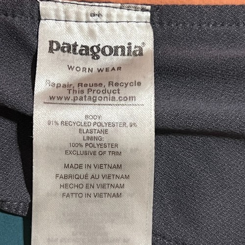 Patagonia Women's Running Shorts in Teal and Peach Size Med Lined - Picture 11 of 13