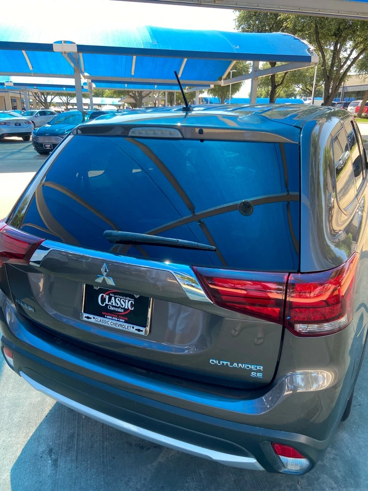 Antena 7" negra para Mitsubishi Outlander 2010-2016 Foto 2 de 4