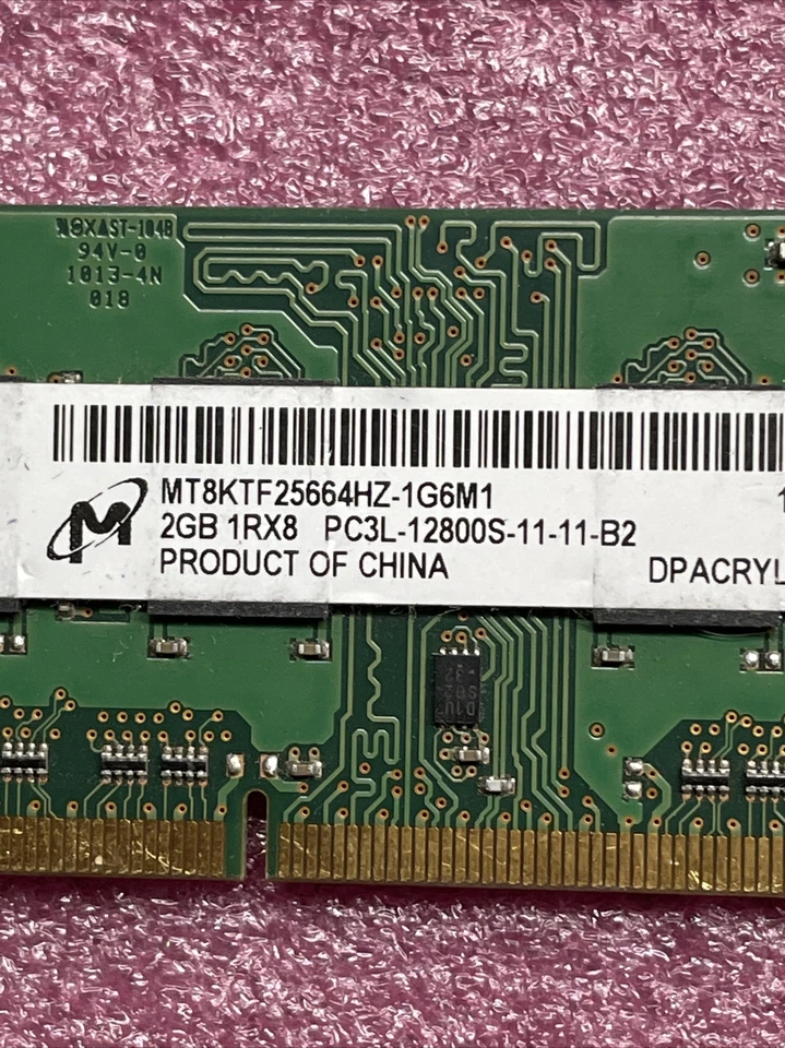 Micron MT16JSF25664HZ-1G1F 2GB PC3-8500S-7-10-F1 DDR3-1066MHz SO-DIMM Laptop RAM - Image 2 of 4