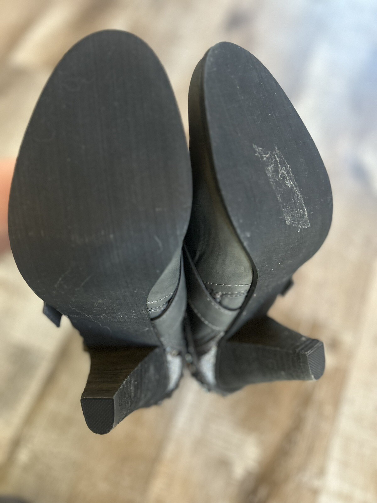 Not Rated Women’s Boots Grey Bling/Studded Size 8