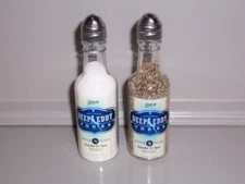 DEEP EDDY Vodka Salt & Pepper Shaker Set * 50ml Mini Liquor Bottles 4.5" x 1.25"