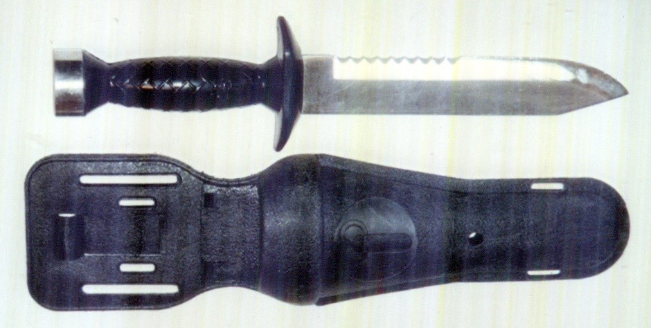 Vintage Aqua Lung US Divers Scuba Diving Knife with Sheath 7" Blade