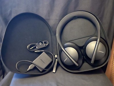 Bose QuietComfort Wireless Over The Ear Noise Cancelling Headphones