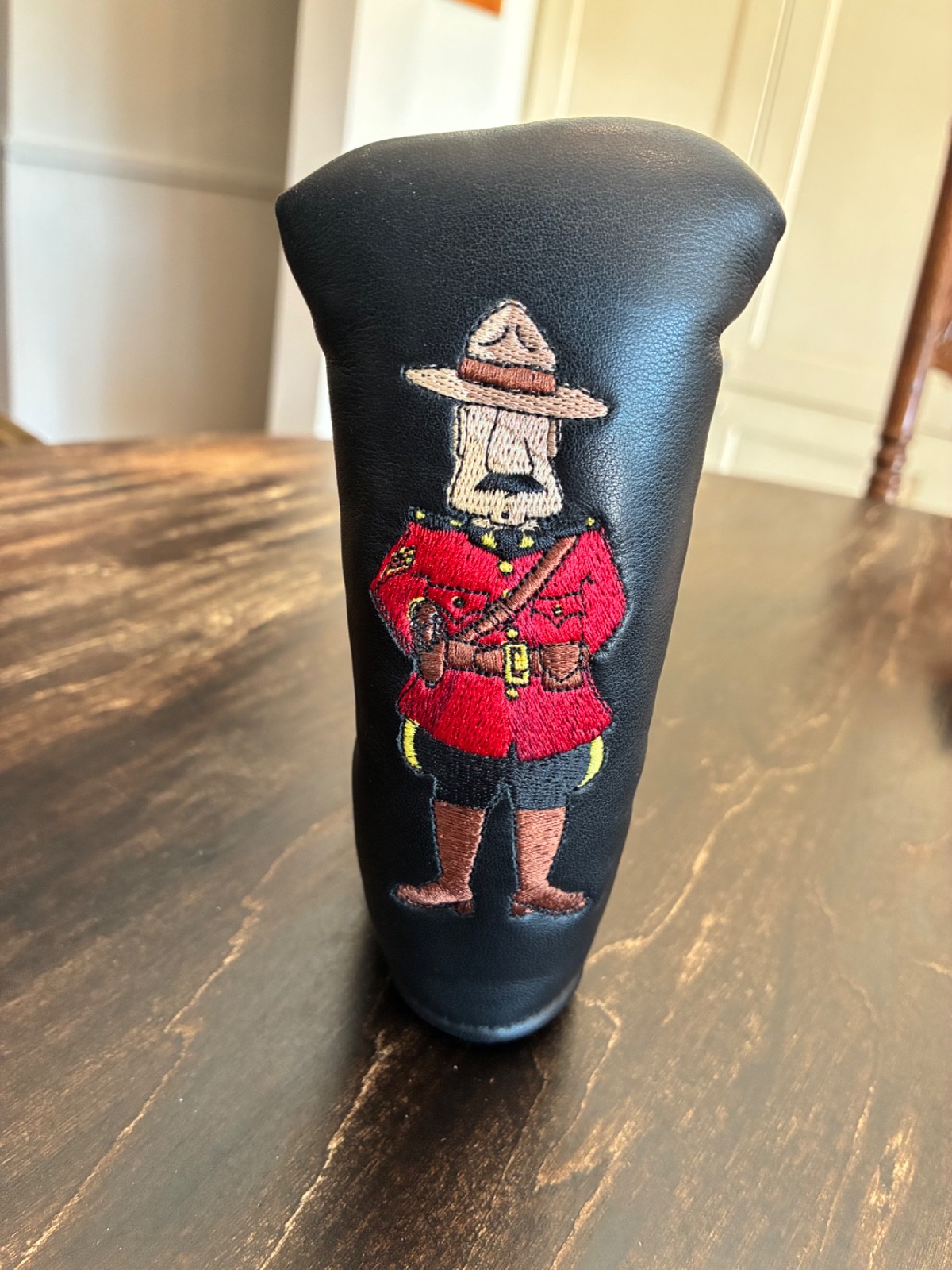 Scotty Cameron Canada The Cameron Collector Mountie Blade Headcover