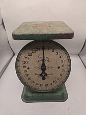 Antique Green Metal 25 Pound Scale American Family
