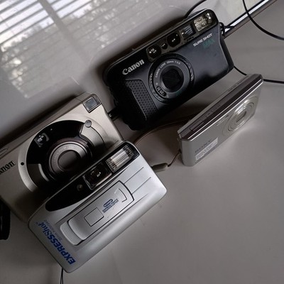 cameras canon max and 105 zoom sony cyber-shot dsc-w510 eckerd express FOR PARTS