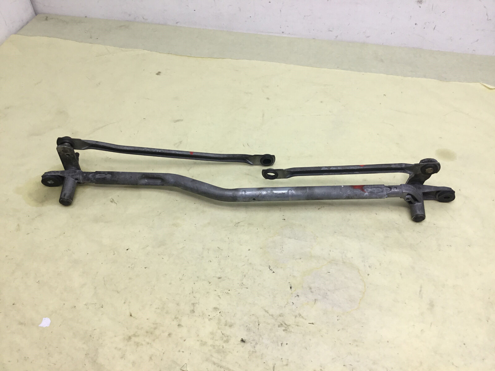 Bentley Flying Spur W12 Front Windshield Wiper Linkage Transmission 13-18 |:Y