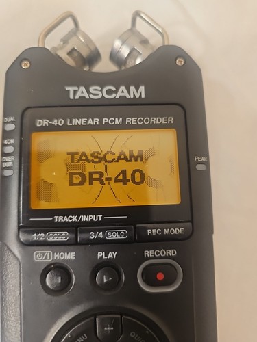 Tascam DR-40 Linear PCM Digital Recorder Pre-owned Works Great - Picture 12 of 15