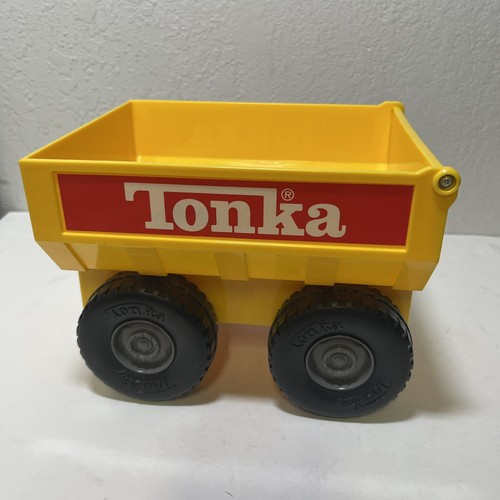 Tonka Plastic Dump Pull-Wagon Kids at Work Toys - Picture 3 of 5