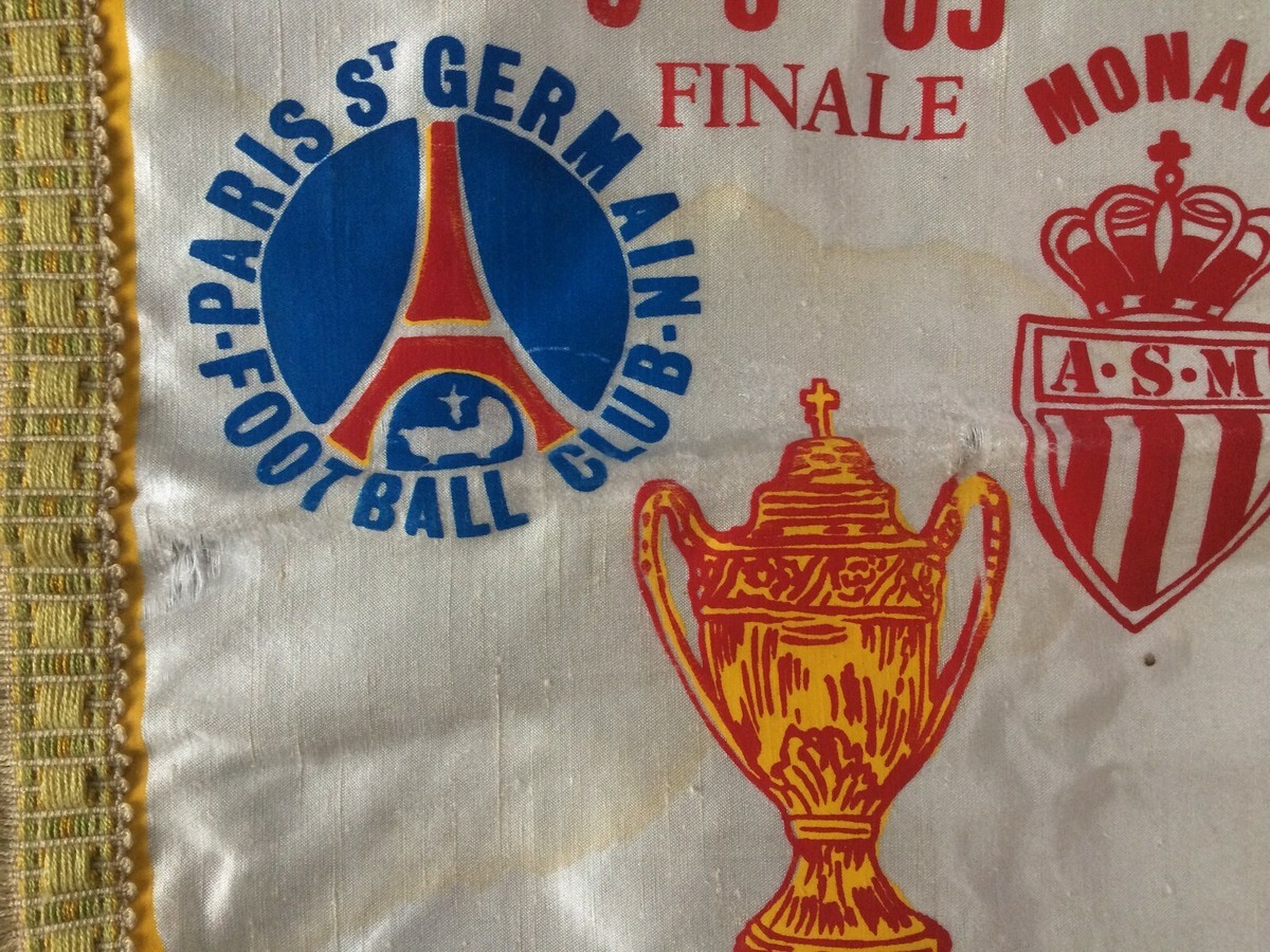 Fanion Vintage Coupe De France 1985 – Finale PSG / Monaco, Grand Format
