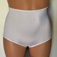 Vanity Fair Pantie Style Girdle White Pantie Nylon Spandex Sz. M
