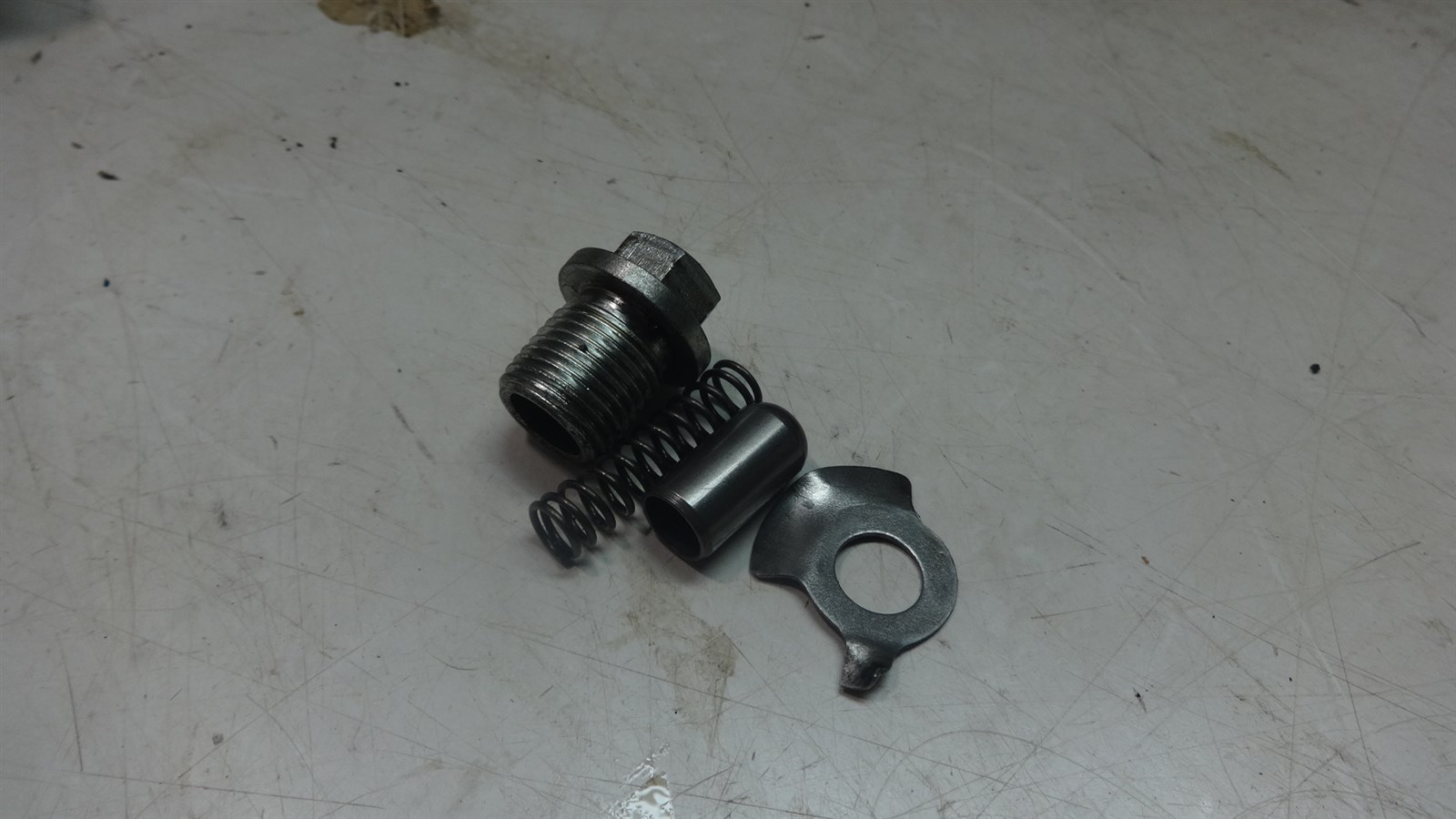 82 KAWASAKI KZ550 KZ 550 KM179B. ENGINE TRANSMISSION SHIFT DRUM DETENT