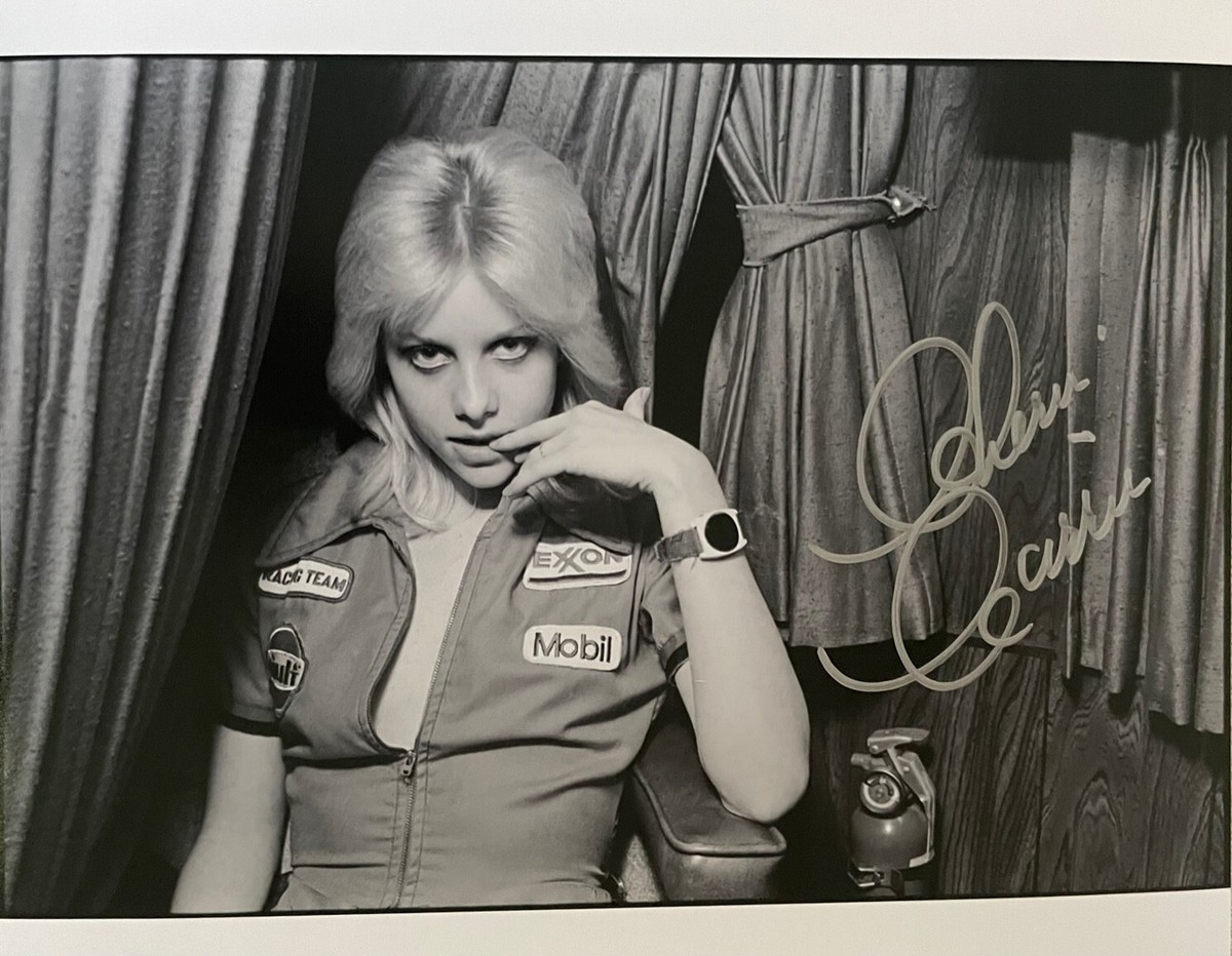 Cherie Currie THE RUNAWAYS Original Autographed 8X10 Photo