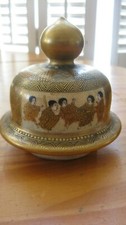 Vintage Japanese Urn Lid Gold with 3 Scenes of Men and Women