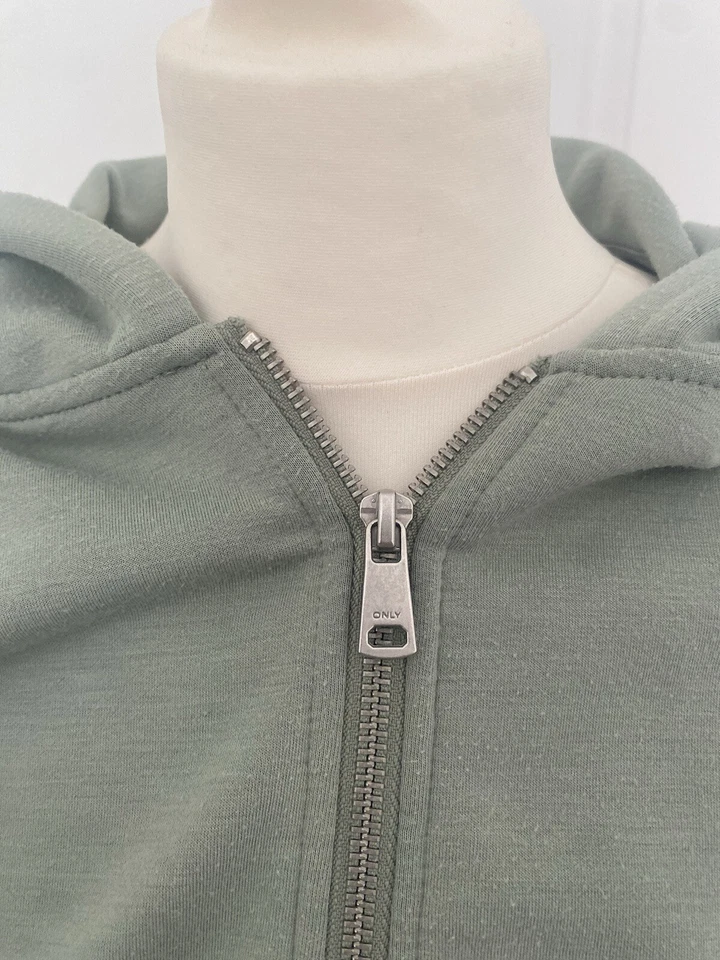 Only Cropped Draw String Hoodie small size - Image 2 of 4
