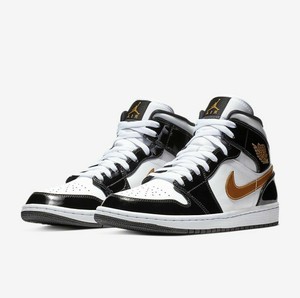 NIKE AIR JORDAN 1 MID SE \