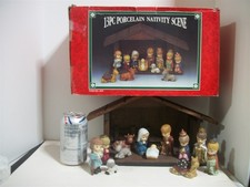 13 pc Child Nativity Ceramic w Wood Stable w Original Box  packing  CUTE