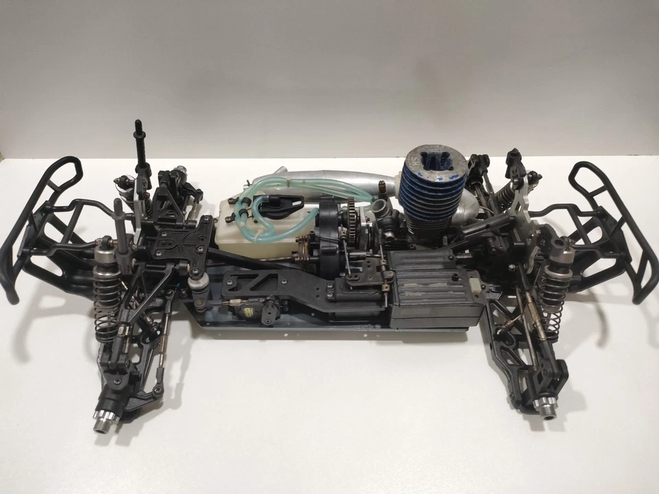 Hsp Savagery 1:8 Nitro Monster Truck - No Tyres - Image 3 of 4