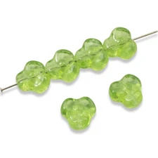 25 Peridot Green Trillium Beads - 9mm Czech Glass Flowers - For Handmade Jewelry