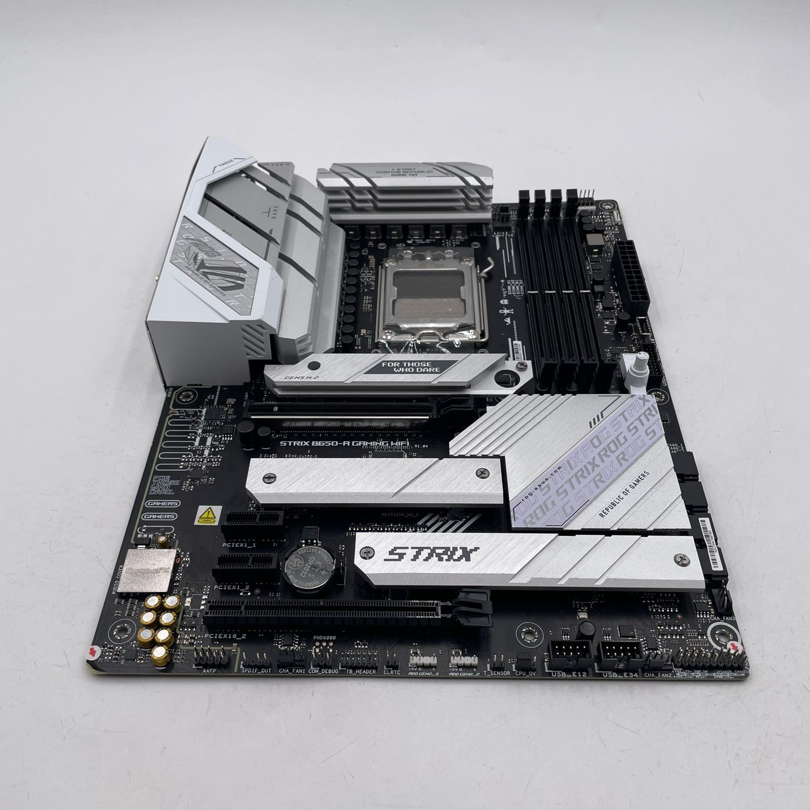 ASUS ROG Strix B650-A Gaming WIFI AMD AM5 DDR5 WiFi 6E ATX Motherboard - READ
