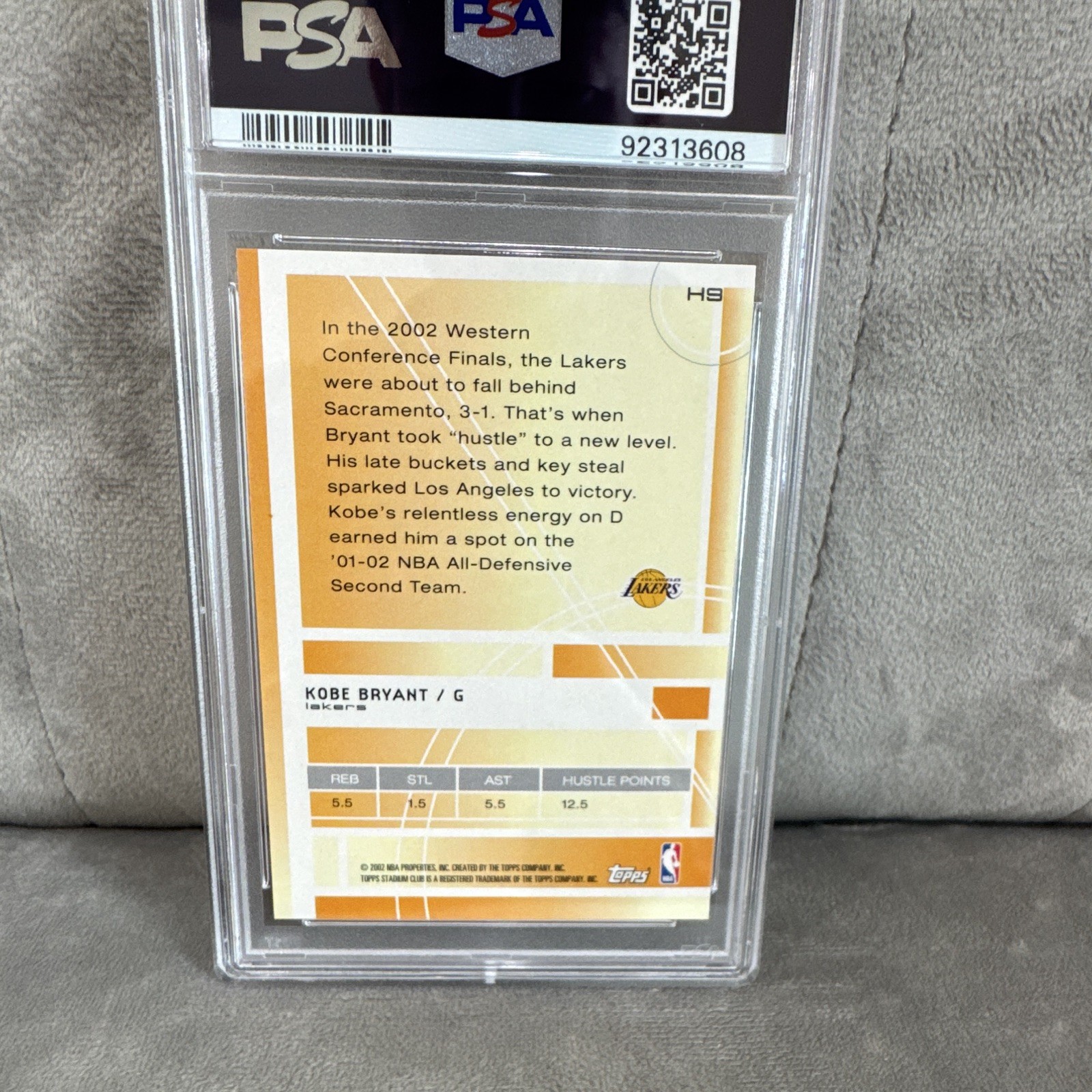 Topps 2002-03 Stadium Club Kobe Bryant The Hustlers #H9 Lakers PSA 8 view 2