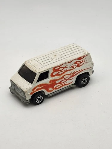 Hot Wheels Vintage BLACKWALL Super Van Hong Kong White Diecast