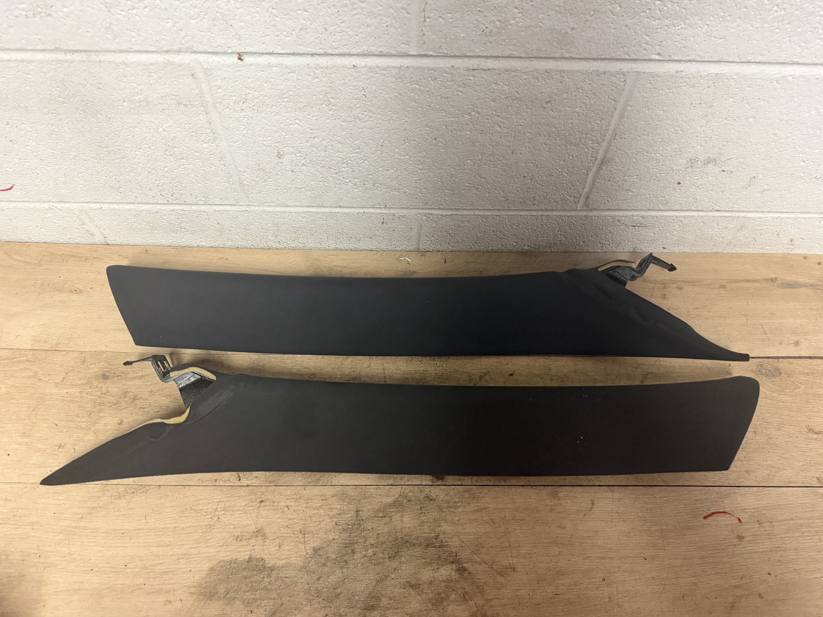 MASERATI GHIBLI OEM 17-21 SET FRONT LEFT & RIGHT A PILLAR UPPER TRIM