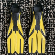 Cressi Cressi-sub Water Sport Fins Yellow Black Size S-M Adjustable Comfort Fit