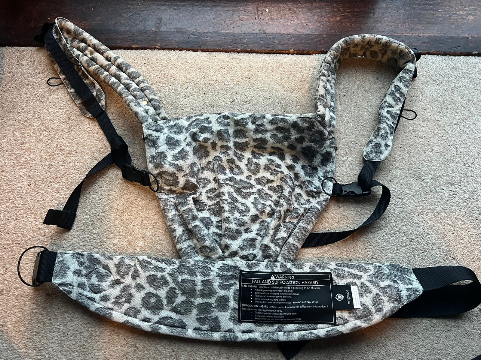 Artipoppe Zeitgeist Light Leopard Baby Carrier eBay