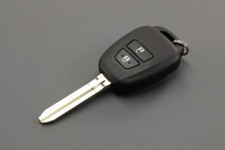 Genuine Toyota RAV4 Land Cruiser 2007-on key fob transmitter 89070-42E50