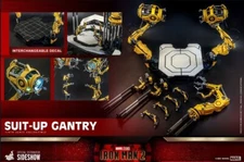 Hot Toys Marvel Iron Man 2 Suit Up Gantry Quarter Scale Set  NEW IN STOCK