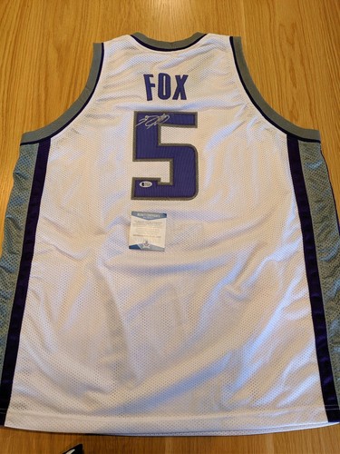 DE'AARON FOX - Sacramento Kings Signed 