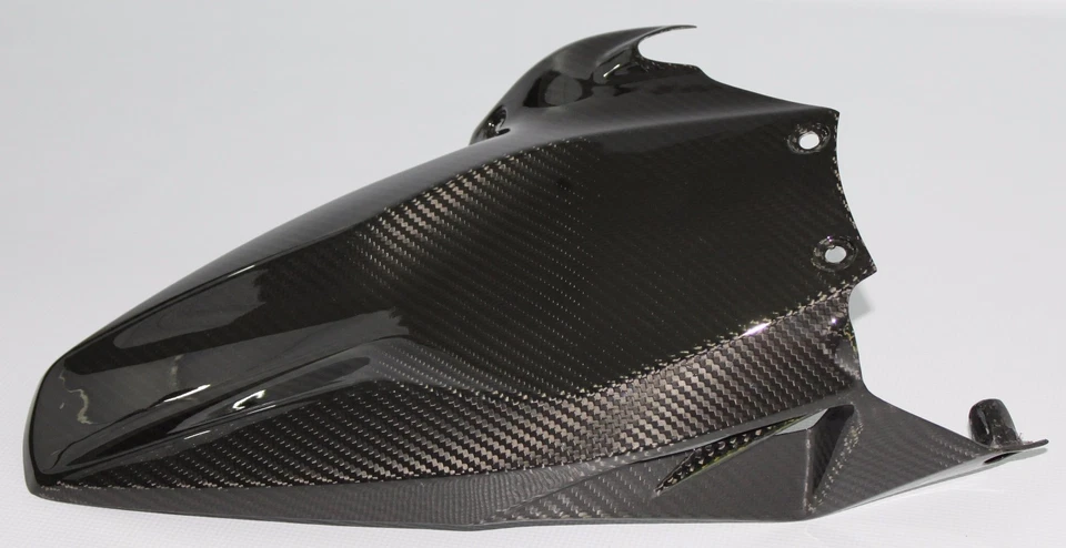 Abrazadera trasera Ducati 1199 1299 Panigale (12-17) Panigale V2 (20-21) - fibra de carbono Foto 2 de 4