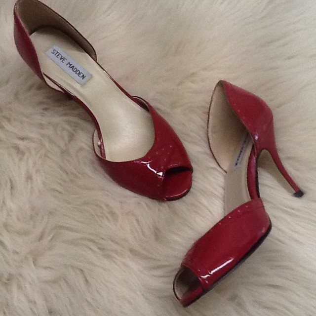steve madden red patent heels