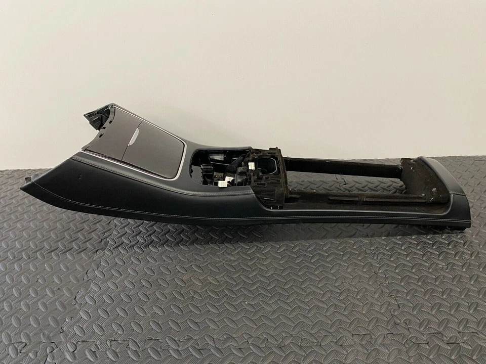 Mercedes Benz S 550 S63 AMG S 65 AMG OEM Armrest Center Console 2014 - 2017 - Image 4 of 4